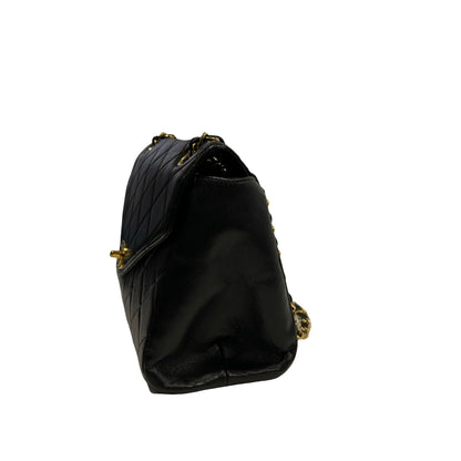 Used CHANEL Quilted Vintage shoulder bag Chain Shoulder Bag Black Gold hardware