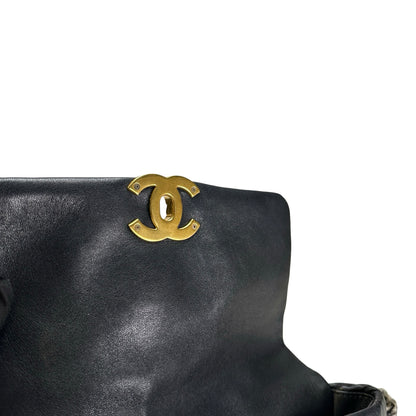 Used CHANEL Quilted Lambskin 19 Bag Shoulder Bag Black GHW